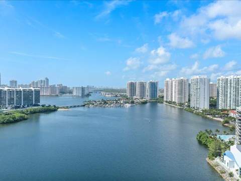 3370 SW Hidden Bay Drive 2409, Aventura FL - photo 15 of 66