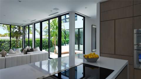 570 S Shore Dr, Miami Beach FL - photo 9 of 66