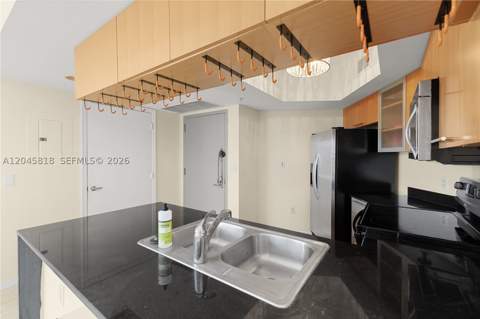 1750 N Bayshore Dr 2414, Miami FL - photo 18 of 32