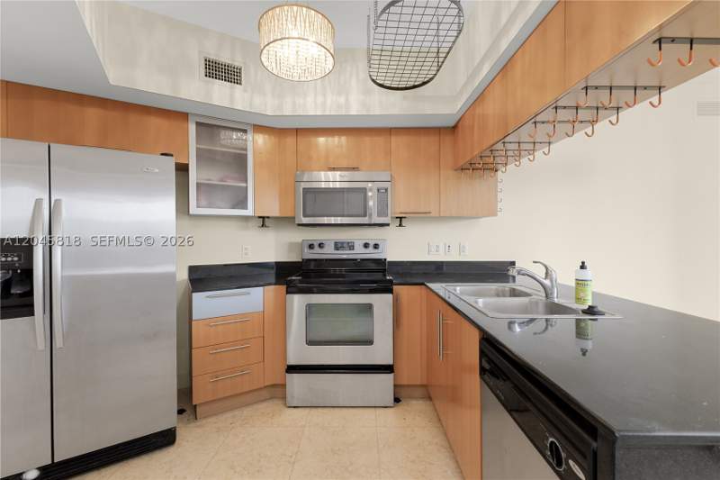 2 bedroom Condominium at 1750 N Bayshore Dr 2414, Opera Tower Condo, Miami — photo 3