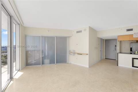 1750 N Bayshore Dr 2414, Miami FL - photo 6 of 32