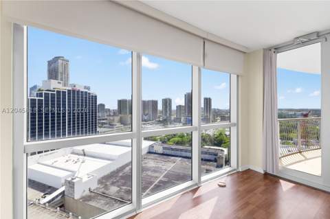 1750 N Bayshore Dr 2414, Miami FL - photo 9 of 32