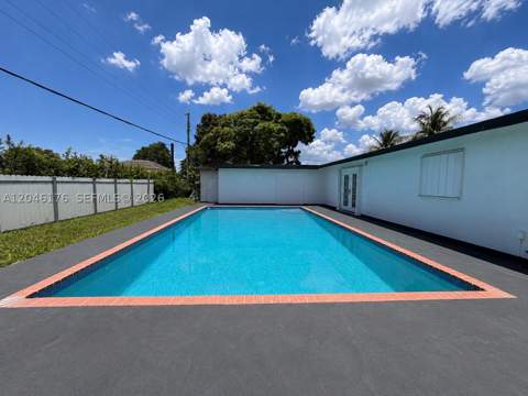 17130 NW 42nd Ct, Miami Gardens FL - photo 15 of 21