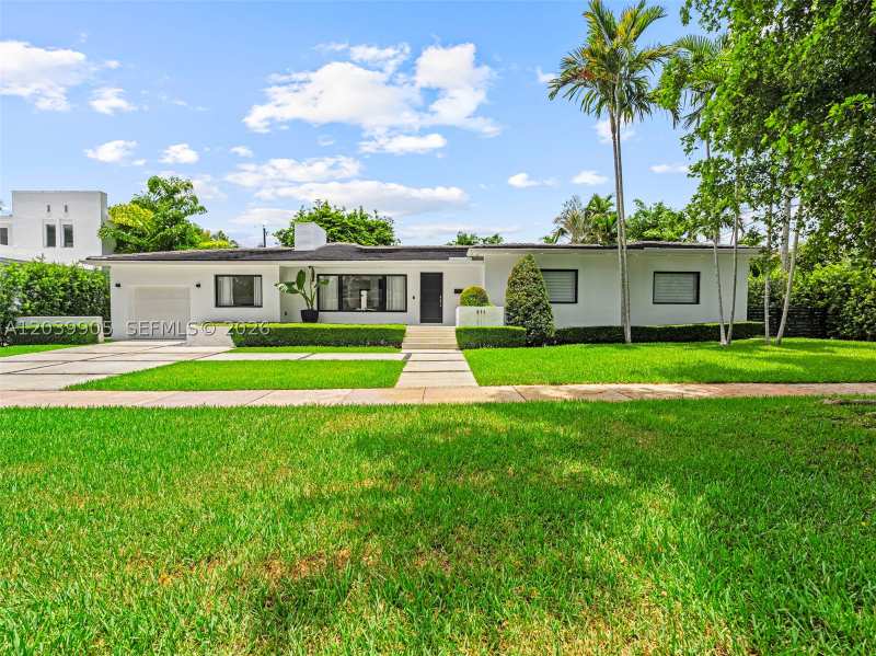 3 bedroom SingleFamilyResidence at 511 Perugia Ave, C Gab Riviera Sec Pt 2 Re, Coral Gables — photo 1