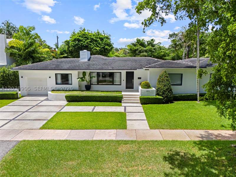 3 bedroom SingleFamilyResidence at 511 Perugia Ave, C Gab Riviera Sec Pt 2 Re, Coral Gables — photo 4