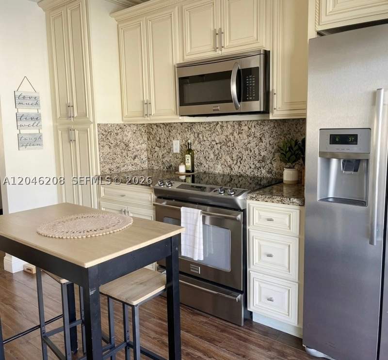 2 bedroom Condominium at 7100 NW 173rd Dr 1304, Lago Del Rey Condo, Hialeah — photo 5