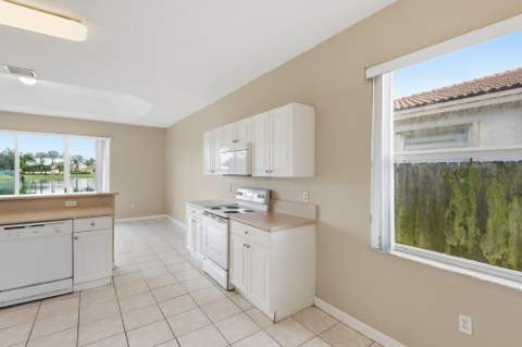 1412 NE 40th Avenue, Homestead FL - photo 18 of 43
