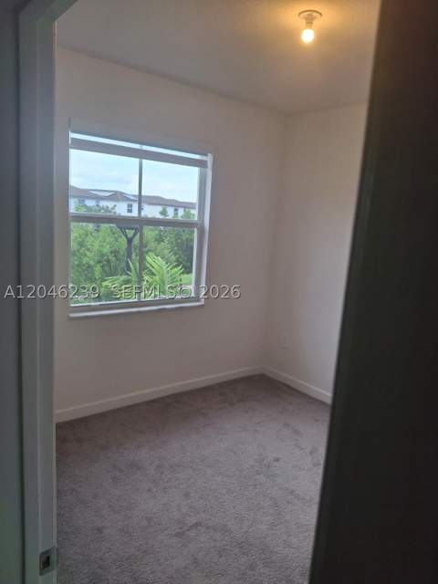 2439 NW 131st Cir, Miami FL - photo 19 of 33