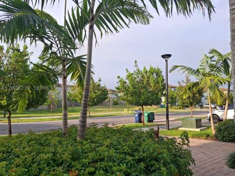 2439 NW 131st Cir, Miami FL - photo 6 of 33