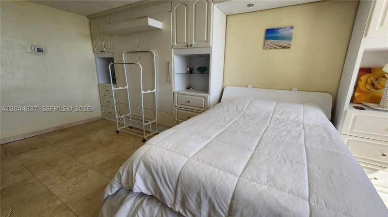 0 bedroom Condominium at 19201 E Collins Ave 345, The Aventura Beach Club C, Sunny Isles Beach — photo 4