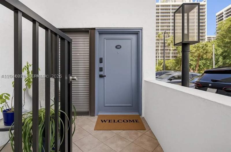 1 bedroom Condominium at 2715 Tigertail Ave 102, Tigertail Bay Condo, Miami — photo 2