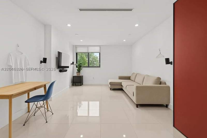 1 bedroom Condominium at 2715 Tigertail Ave 102, Tigertail Bay Condo, Miami — photo 4