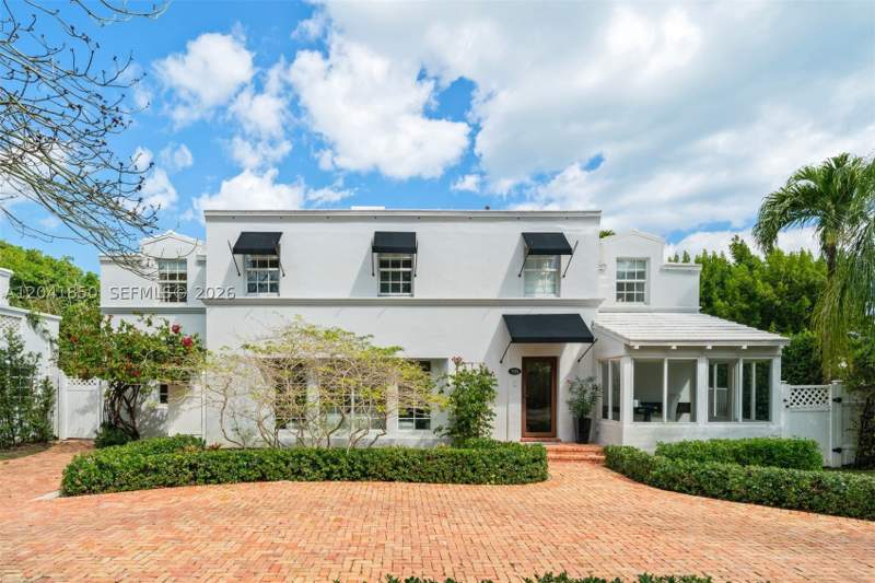 5 bedroom SingleFamilyResidence at 939 W 47th Ct, Nautilus Addn, Miami Beach — photo 4