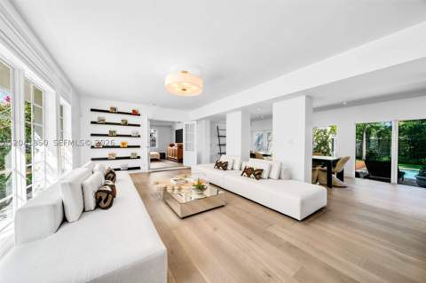 939 W 47th Ct, Miami Beach FL - photo 9 of 41