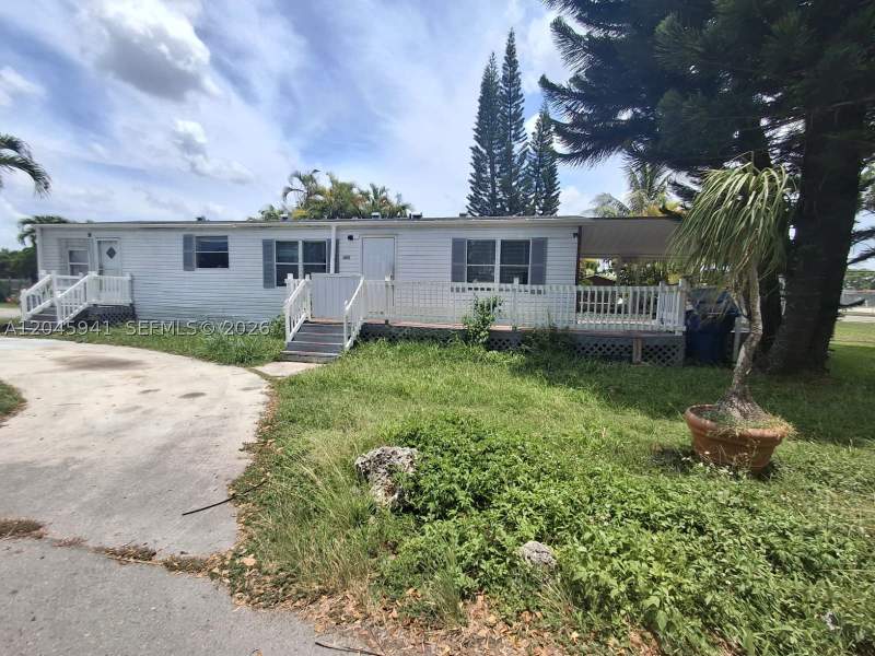 3 bedroom MobileHome at 19800 SW 180 Ave, Americana Village Condo, Miami — photo 3