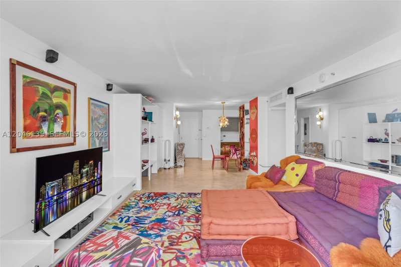 1 bedroom Condominium at 6917 Collins Ave 404, The Collins Condo, Miami Beach — photo 1
