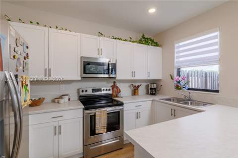10079 SW 228 10079, Miami FL - photo 20 of 58