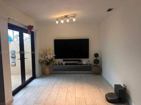 6633 NW 178th Ter, Hialeah FL - photo 19 of 45