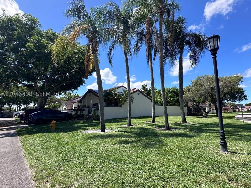 3 bedroom Townhouse at 6633 NW 178th Ter, The Moors Townhouses, Hialeah — photo 5