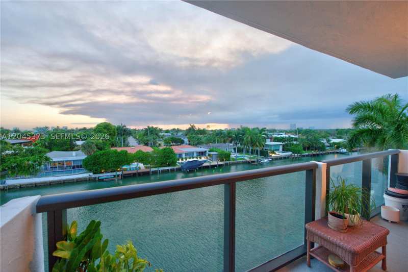 2 bedroom Condominium at 9800 W Bay Harbor Dr 503, Guildford Condo, Bay Harbor Islands — photo 1