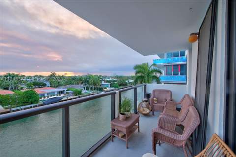 9800 W Bay Harbor Dr 503, Bay Harbor Islands FL - photo 19 of 40