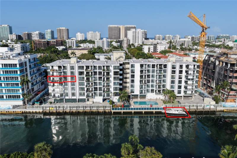 2 bedroom Condominium at 9800 W Bay Harbor Dr 503, Guildford Condo, Bay Harbor Islands — photo 5