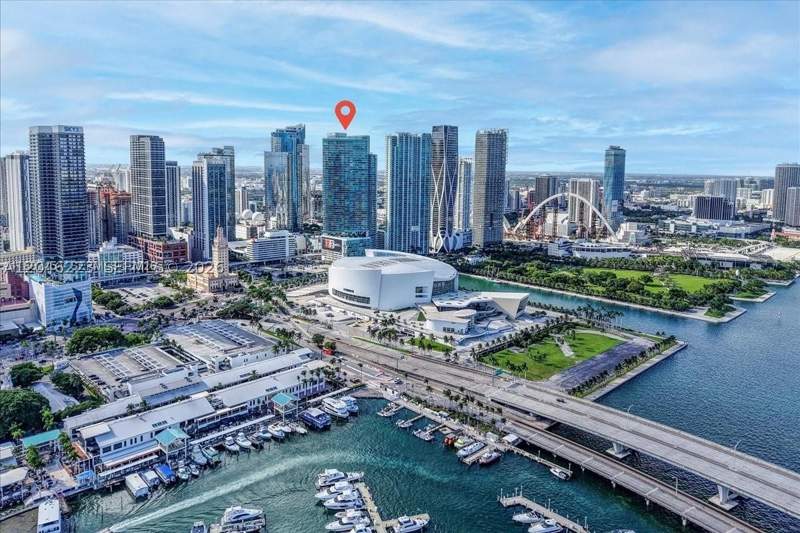 1 bedroom Condominium at 888 Biscayne Blvd 2002, Marina Blue Condo, Miami — photo 3