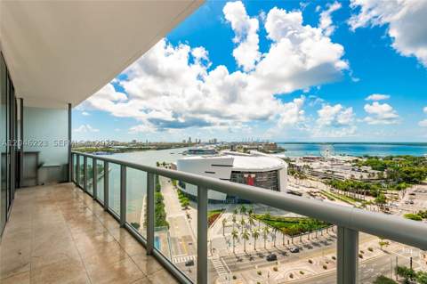 888 Biscayne Blvd 2002, Miami FL - photo 9 of 74
