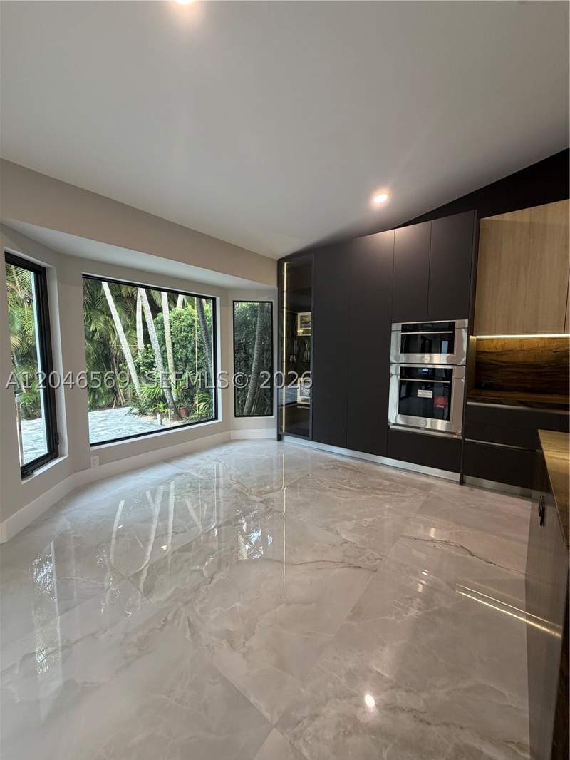 3 bedroom SingleFamilyResidence at 4499 NW 93rd Doral Ct, Doral Estates Villas, Doral — photo 5
