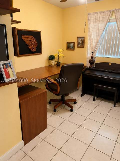 11832 SW 185th Ter, Miami FL - photo 8 of 13
