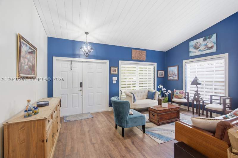 3 bedroom SingleFamilyResidence at 14110 SW 122nd Ct, Four Lakes Sec 1, Miami — photo 3