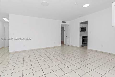 10112 SW 23rd St, Miami FL - photo 10 of 32
