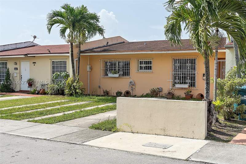 2 bedroom Townhouse at 10112 SW 23rd St, Coral Haven Sec Two, Miami — photo 3