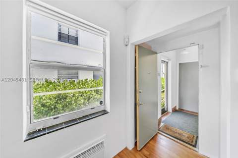 1559 Meridian Ave 108, Miami Beach FL - photo 20 of 30