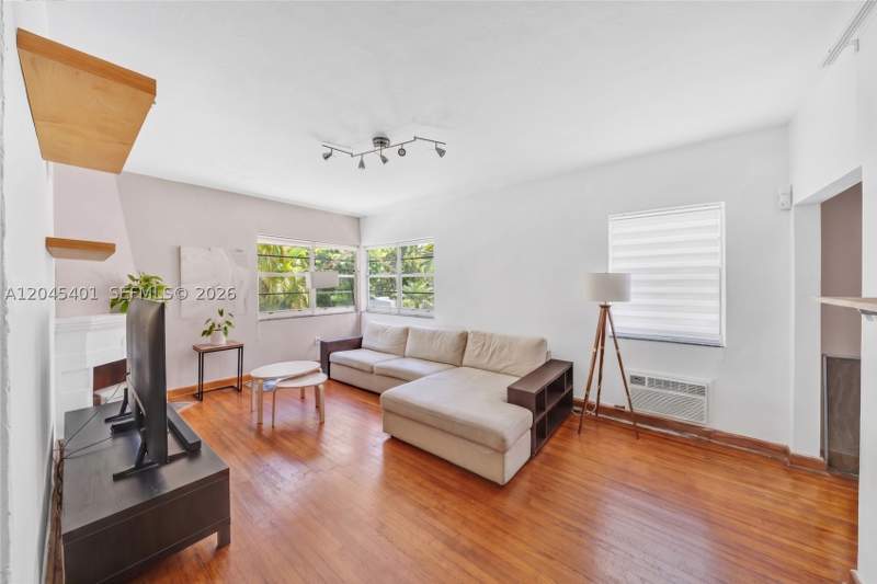 1 bedroom Condominium at 1559 Meridian Ave 108, Meridian Beach Condo, Miami Beach — photo 3