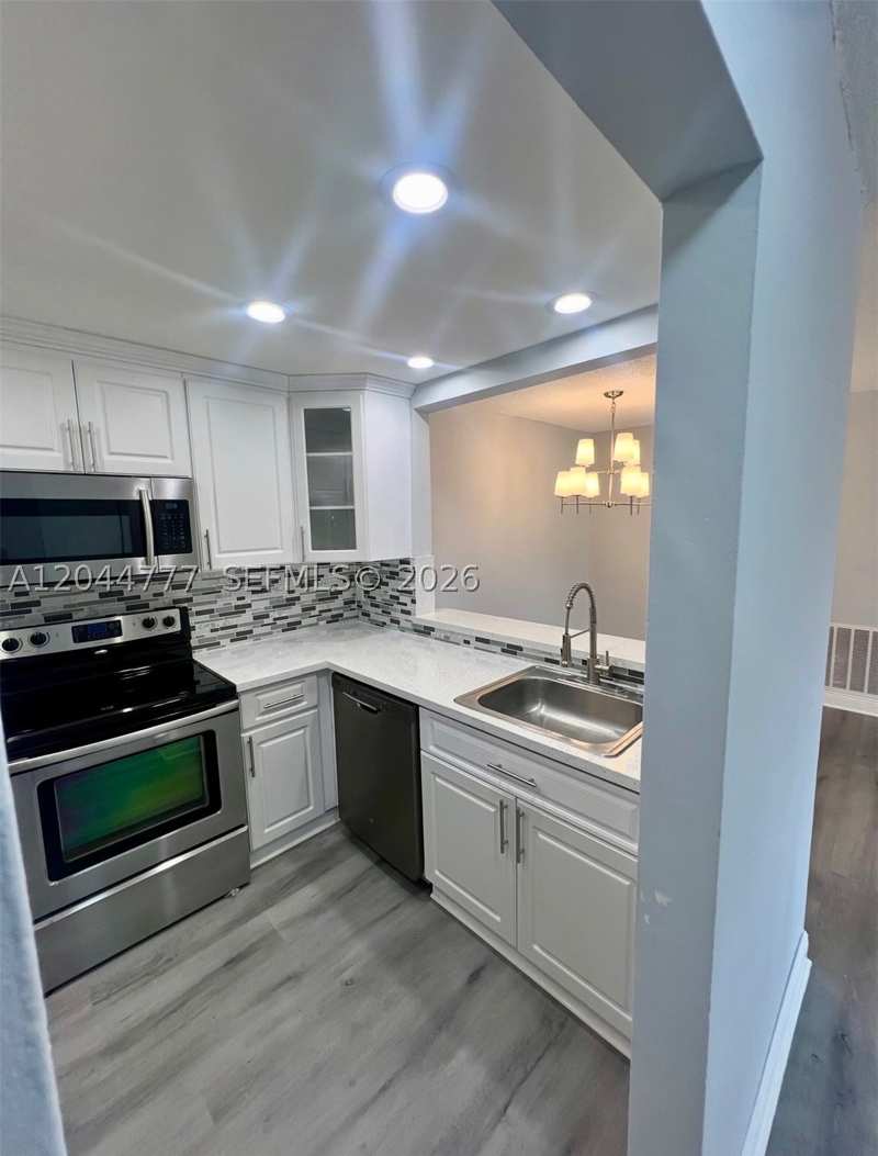 2 bedroom Condominium at 13685 NE 10th Ave 301, Golden Terrace Condo, North Miami — photo 1