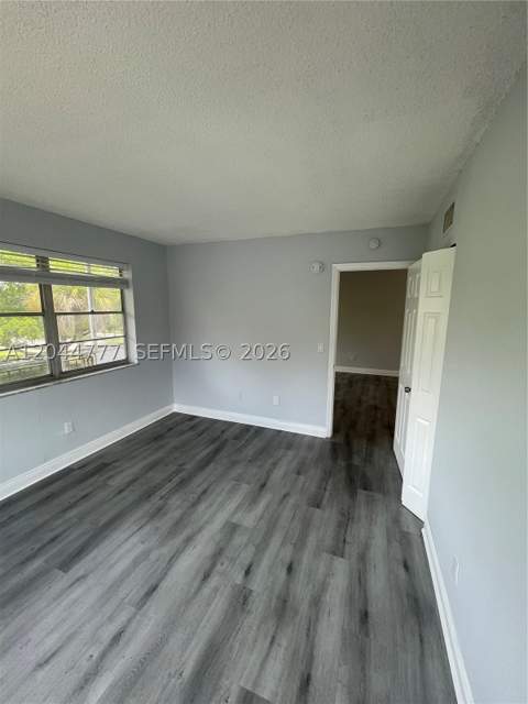 13685 NE 10th Ave 301, North Miami FL - photo 12 of 17