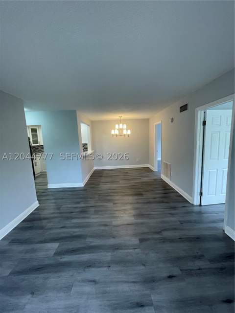 13685 NE 10th Ave 301, North Miami FL - photo 7 of 17