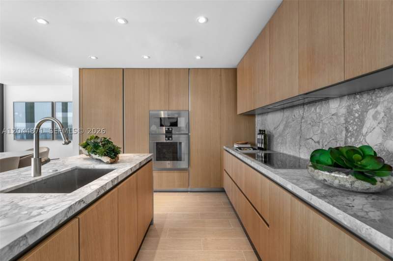 3 bedroom Condominium at 501 West Ave 4102, Five Park Miami Beach, Miami Beach — photo 5