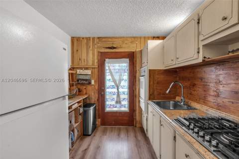 20327 NE 2nd Ave 26, Miami FL - photo 9 of 29