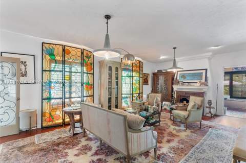 8276 E Dixie Hwy, Miami FL - photo 14 of 48
