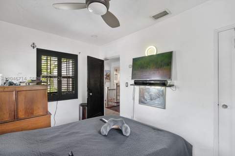 8276 E Dixie Hwy, Miami FL - photo 23 of 48