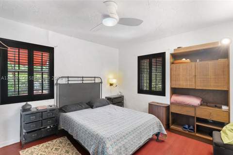 8276 E Dixie Hwy, Miami FL - photo 24 of 48