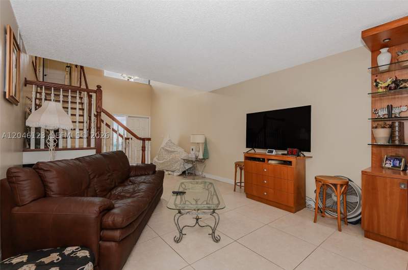 3 bedroom Townhouse at 8890 SW 133rd Pl A, Calusa Point, Miami — photo 5
