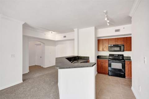 9172 Collins Avenue 302, Surfside FL - photo 7 of 30