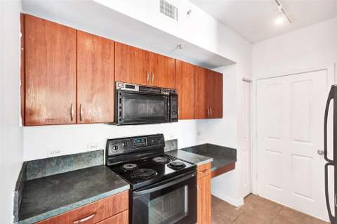 9172 Collins Avenue 302, Surfside FL - photo 9 of 30