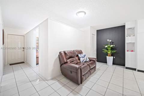 7817 W 36th Ave 101, Hialeah FL - photo 14 of 28
