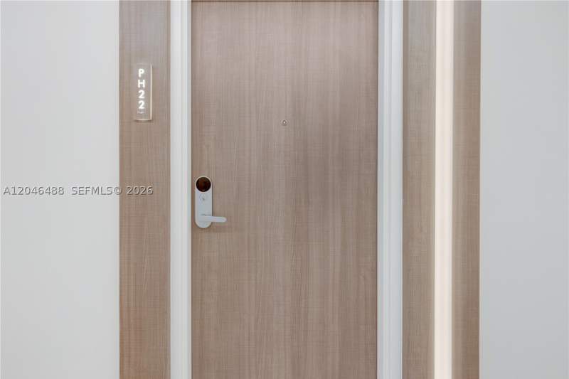 2 bedroom Condominium at 2301 Collins Ave Ph22, Roney Palace Condo, Miami Beach — photo 3