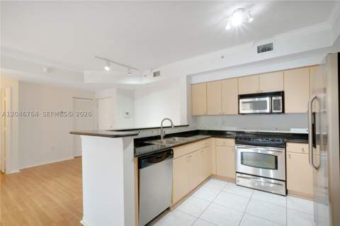 6851 SW 44th St 208, Miami FL - photo 8 of 26