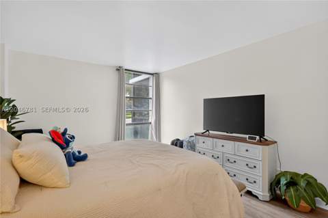 3401 N Country Club Dr 109, Aventura FL - photo 19 of 34